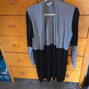 Colorblock Open-Front Cardigan Sweater - Gray & Black